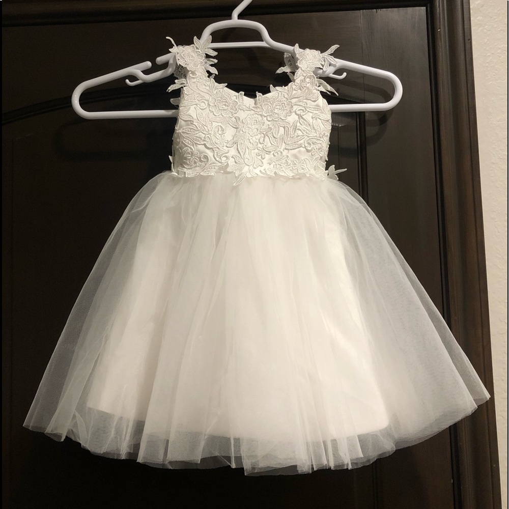 Size 2T flower girl dress.